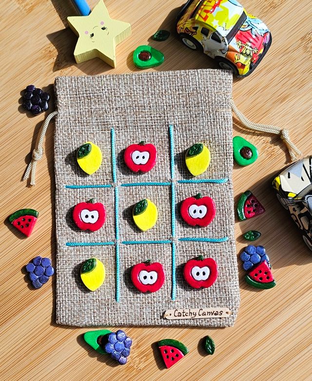 Noughts & Crosses twist (Apples & Lemons) Fun Giveaways for All Ages