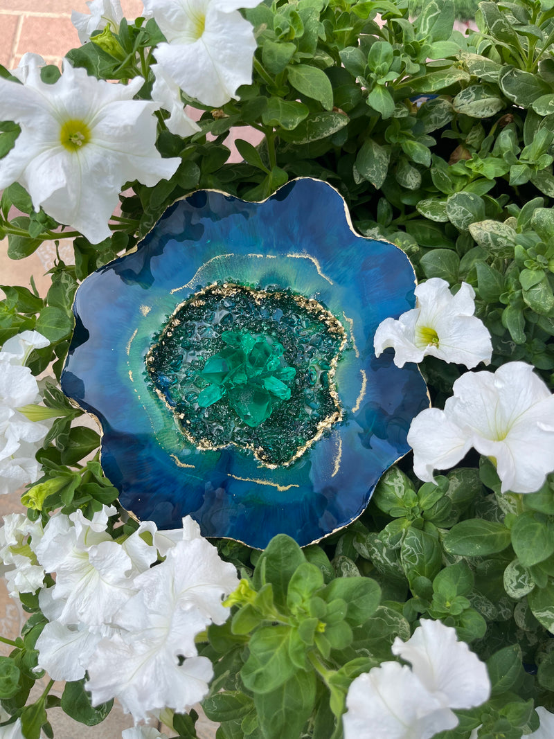 Druzy Agate With Crystals