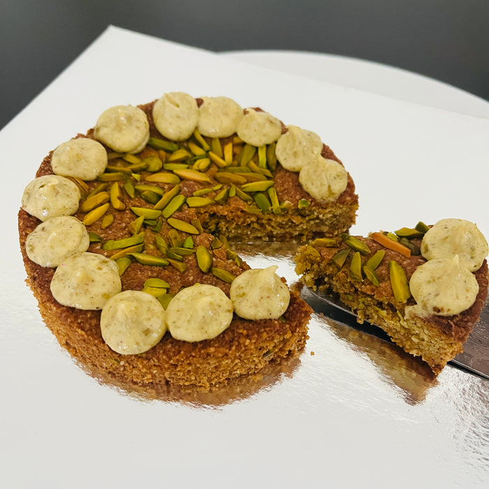 Pistachio Saffron cookie cake