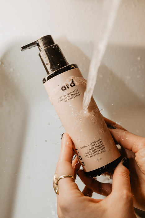 ‘ard cleansing gel with chamomile 150 ml