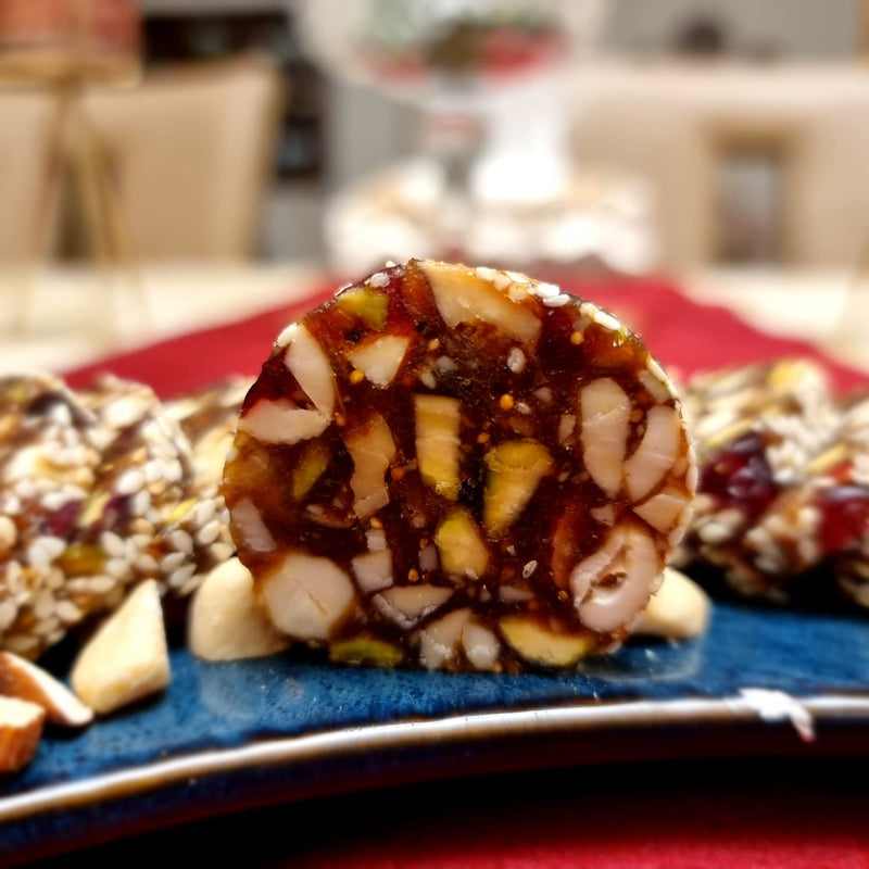Dates and Fig Laddoo