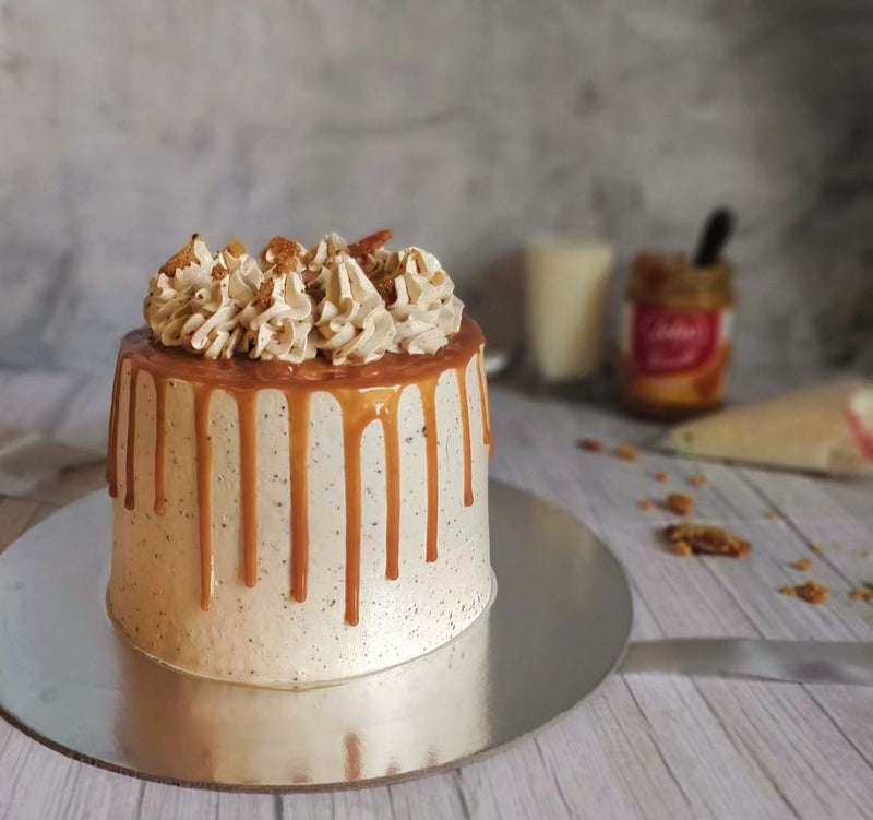 Lotus Biscoff Cake