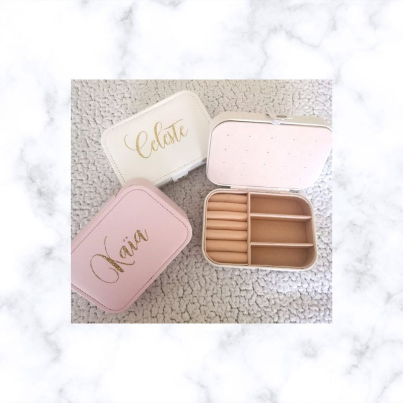 Personalised Jewellery Box | Customized Jewelry Box – Gift for Her | Bridesmaid Proposal/ Bridesmaid Gift/ Teenagers Gift/ Sweet 16 Gift/ Gift For Girls/ Teachers Appreciation | Mothers Day Gift