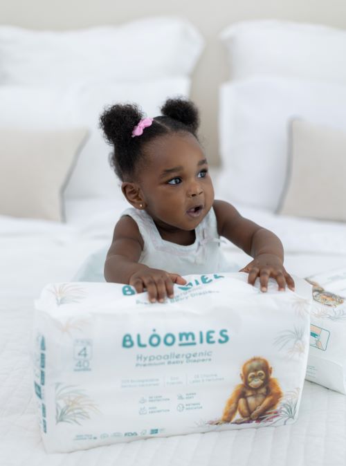 Bloomies Baby Diapers - Size 4 (Baby 9-14kg)