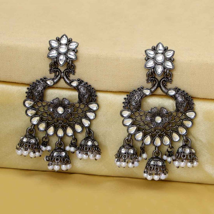 Earrings with black glass stone and beads