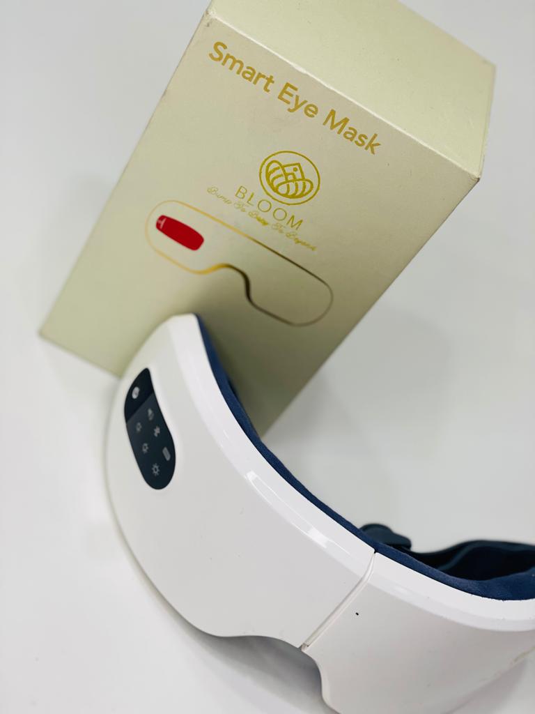 Eye massager