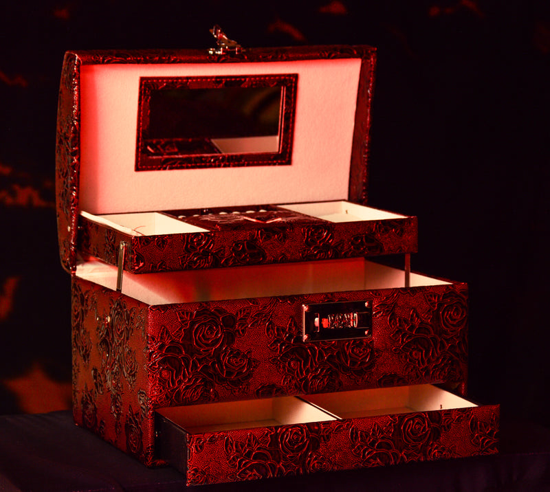 Sandooq Al Hub, Luxury Jewelry Case