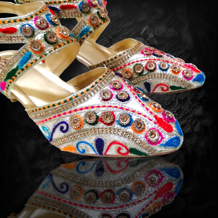 Intricate Hand crafted Sandal Mumtaz