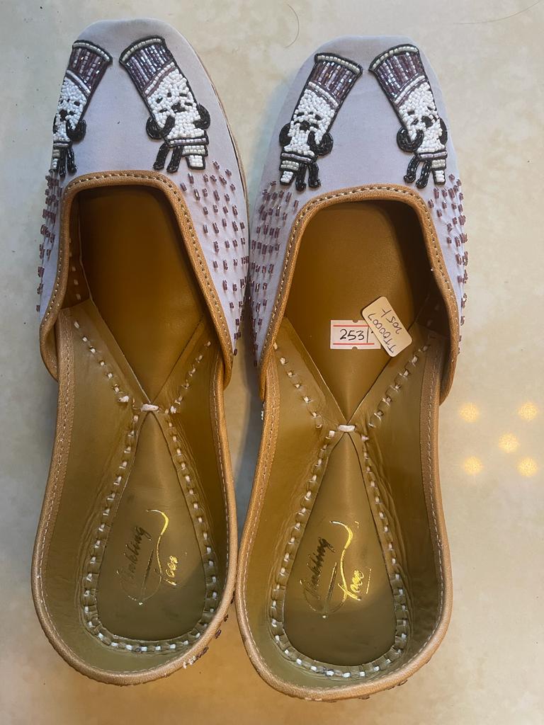 Blueberry Milkshake Juttis